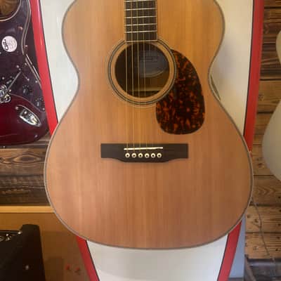 Larrivee OM-40 - Mahogany Legacy Series Acoustic Guitar - Inc Larrivee Hard Case image 5