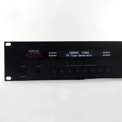 new OLED Display Yamaha TX802 white