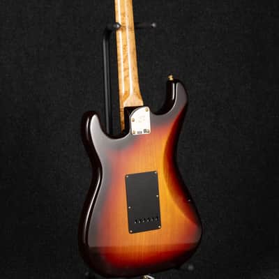 Fender Custom Shop American Custom Strat Roasted Birdseye - 2-Tone Sunburst image 7