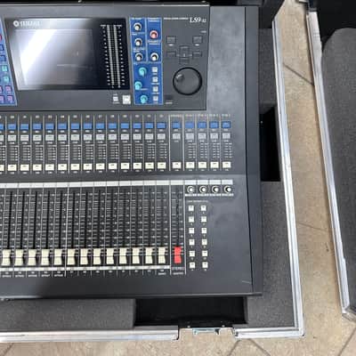 Yamaha LS9-32 32-Input Digital Mixing Console in Calzone Roadcase w/Wheels #7308 image 5