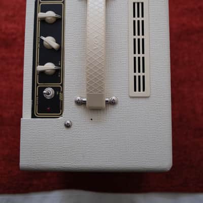 Vox AC4TV 4-Watt 1x10" Guitar Combo 2009 - 2019 - Tan image 3