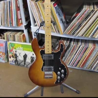 Peavey T-60 with Maple Fretboard 1981 - Sunburst image 2