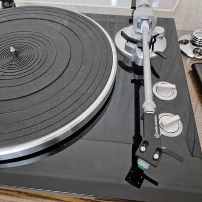 TEAC Tn300 - Black gloss image 2