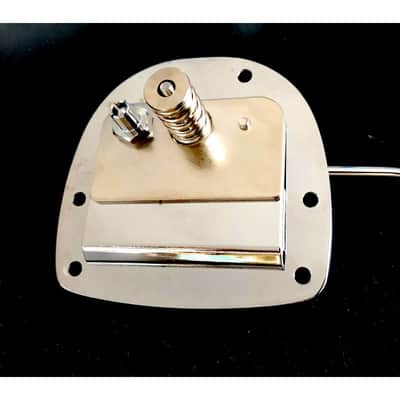 Chrome Fender Jazzmaster/Jaguar Vibrato tailpiece image 7