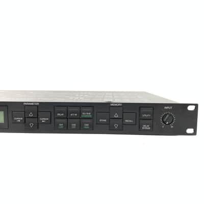 Yamaha  D1030 Digital Delay Line Black TGHM image 4