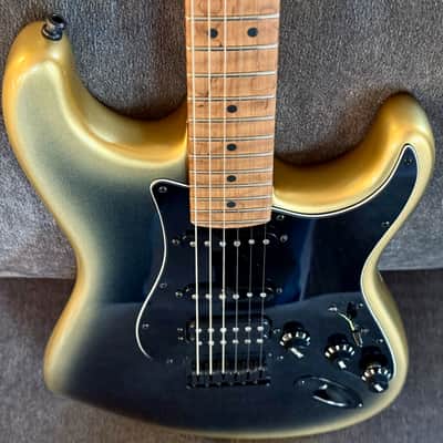 Fender American Professional II Stratocaster HSS HT 2024 - Eclipse image 8