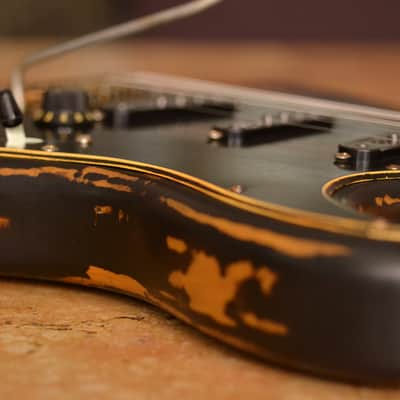 Fender Stratocaster Standard Sunburst Heavy Relic Nitro Custom Shop 69's image 16