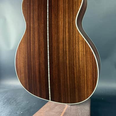 Martin Standard Series 000-28 2025 Left Handed - Present Natural image 8