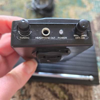 Takstar WPM-100 in-ear wireless monitor 90s-2010s - Black image 3