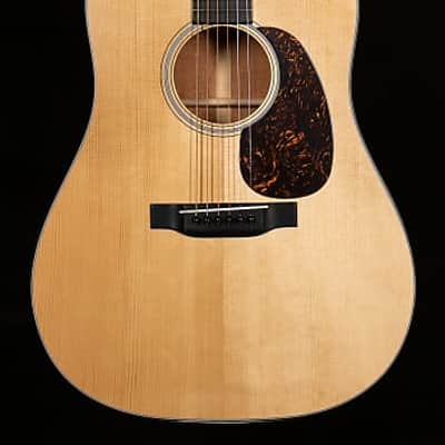 Martin D-18 Authentic 1937 VTS (096) image 3
