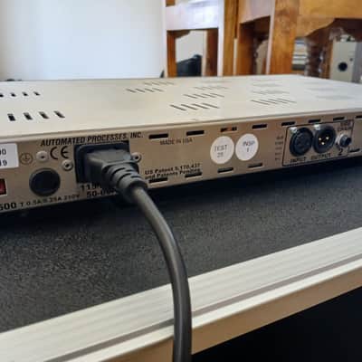 API 2500 Stereo Bus Compressor 2000 - 2019 - Black image 5