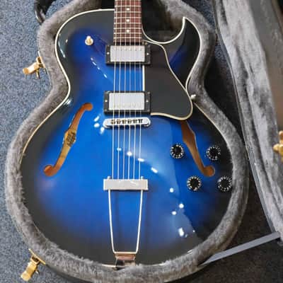 Gibson 2003 ES-135, Gloss Blue-Burst (Pre-Owned) image 11