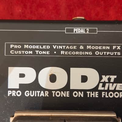 Line 6 POD xt Live Multi-Effect & Amp Modeler image 2