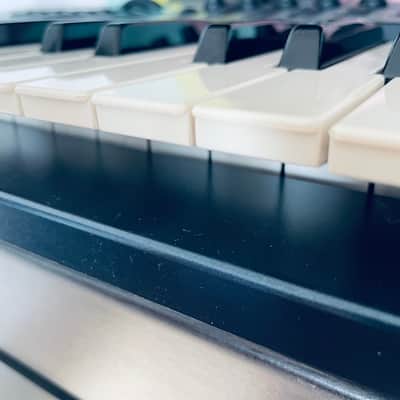 ESI NeON - 25 Keys MIDI Controller and Audio Interface image 11