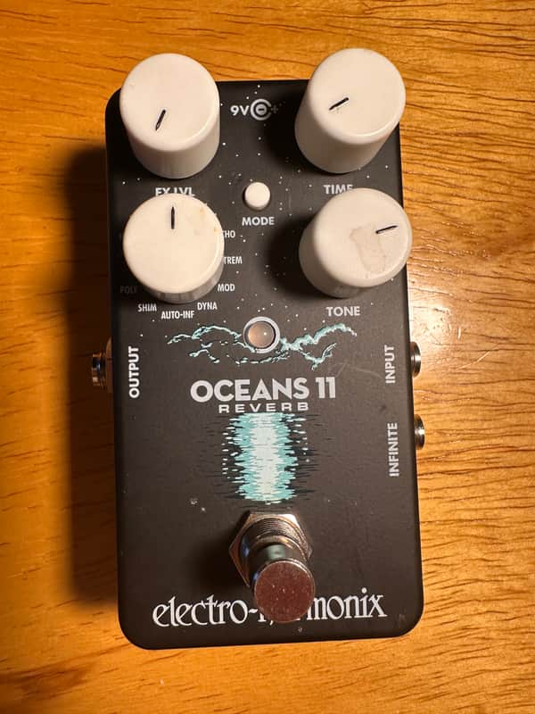 Electro-Harmonix Oceans 11 Reverb 2018 - Present - Black image 1