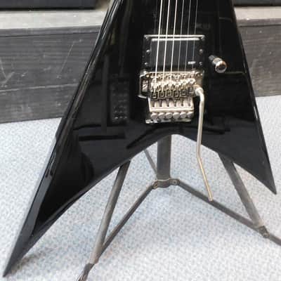 ESP LTD Alexi 200 " V " Style Alexi Laiho Signature Electric Guitar & Hard Case image 4