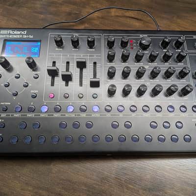Roland SH-4D Polyphonic Desktop Synthesizer 2023 - Present - Black image 2