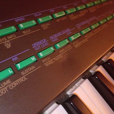 Yamaha DX21 Programmable Algorithm Synthesizer 1985 - Black image 2
