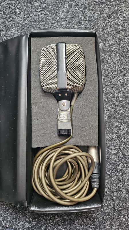Vintage AKG D12 image 1