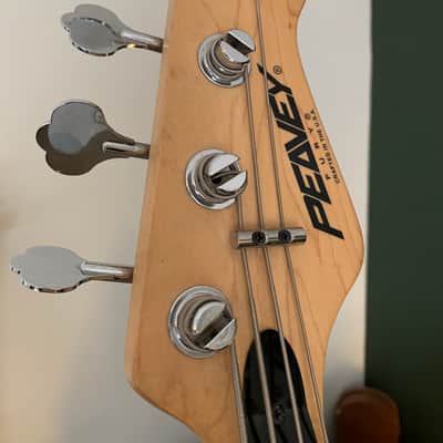 Peavey Fury 1994 Bass (Made in USA) image 9