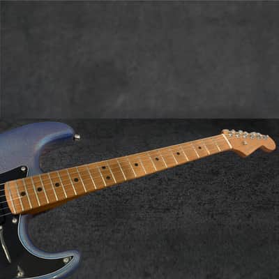 Fender Limited Edition 70th Anniversary Ultra Stratocaster HSS – Amethyst image 5