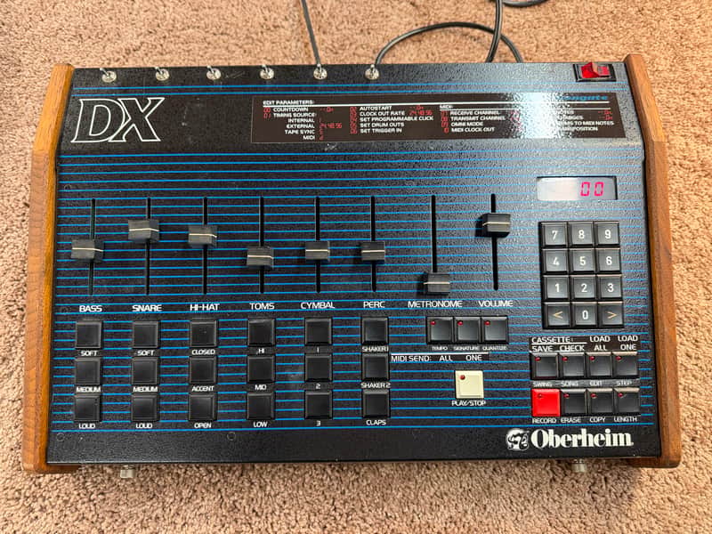 Oberheim DX 6-Voice Drum Machine 1982 / Modded with Linn LM-1 Drum Eproms/ MIDI