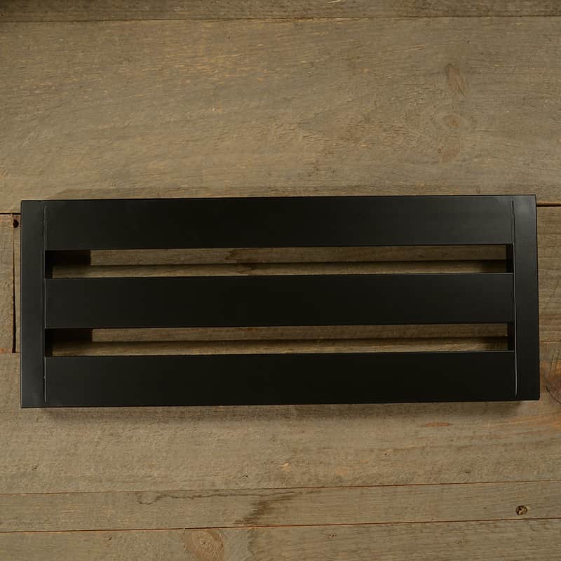 Pedaltrain Metro 20 Pedalboard 3 Rails 20x8 w/Soft Case MINT image 1