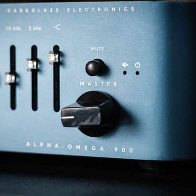 Darkglass Alpha Omega 900W Bass Amplifier image 4