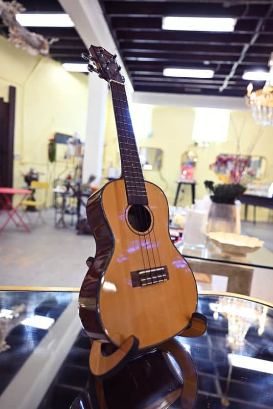 Lanikai Lanikai HU-26 Concert Ukulele - Natural Gloss (Early Hohner Era) - gloss image 1