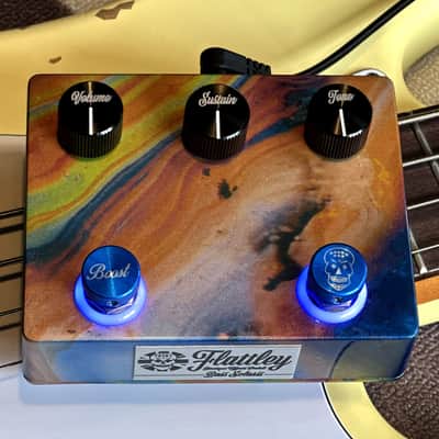 Flattley Guitar Pedals Bass Solaris - Bass Fuzz with Boost image 3