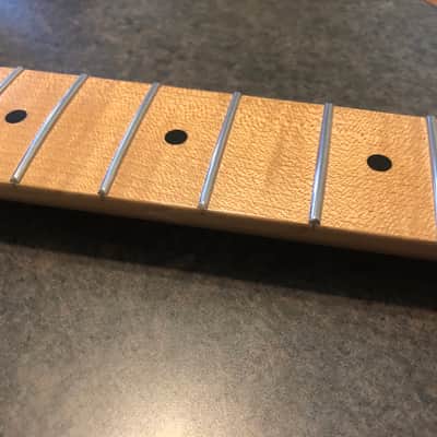 Musikraft Quarter sawn 1-piece maple T-style neck never installed - Light lacquer image 20