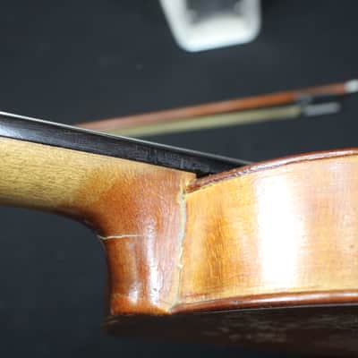 An Antique Antonius Stradivarius Model Full Size 4/4 Violin, Bow & Case # 23 V image 7