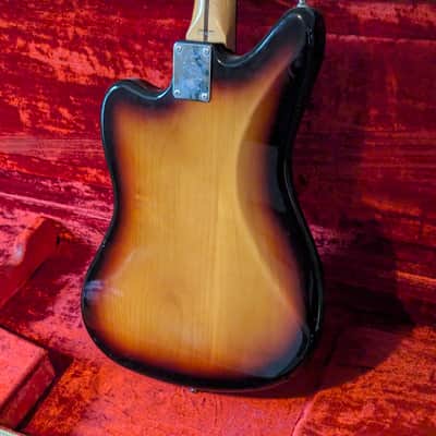 Fender Jaguar Baritone Custom 2004 - 2006 Sunburst image 5