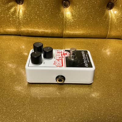 Electro-Harmonix Nano Big Muff Pi Distortion / Sustainer 2013 - Present - White / Black / Red used image 4