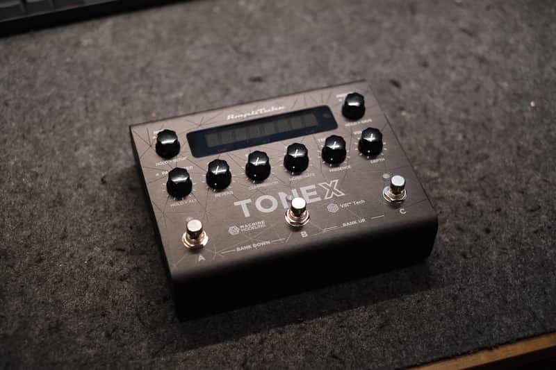 IK Multimedia ToneX Pedal 2023 - Present - Black image 1