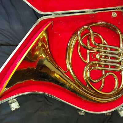 Getzen Caravelle Single French Horn, USA, with case and mouthpiece, Dented image 11
