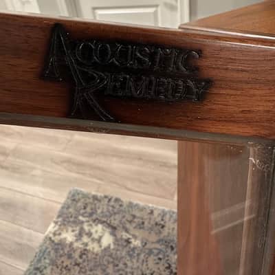 Acoustic Remedy ClimaCase - Triangle Floor Case with UV Filtering Glass 2015 - Walnut image 2