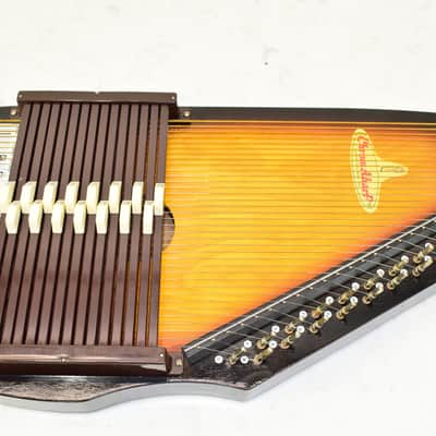 Chromaharp by Rhythm Band 15-Chord Autoharp w/ Accessories image 2