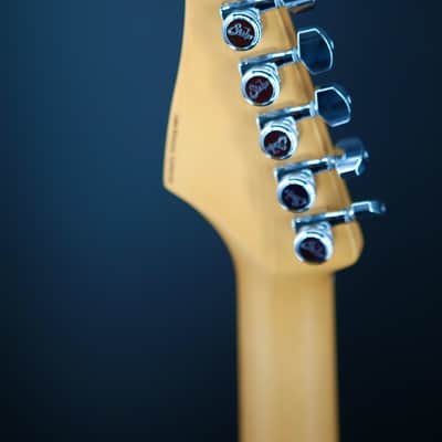 Suhr Classic S HSS with Maple Fretboard 2023 - 3 Tone Burst image 8