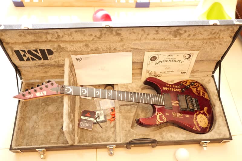 ESP LTD Ouija Sparkle Red 2019 - Good image 1