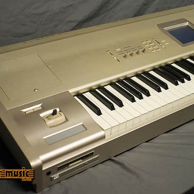 Korg Triton Studio 88 KEYS image 7