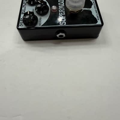 Mr. Black Super Moon Modulated Reverb Supermoon Guitar Effect Pedal Portland USA image 3