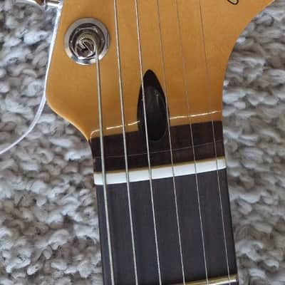 Mint Fender Player II Stratocaster, Rosewood Fingerboard, Coral Red Finish - MIM image 5