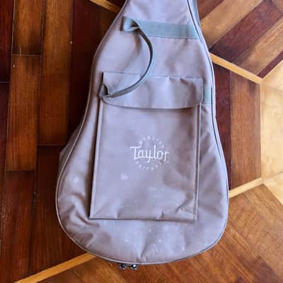 Taylor Acoustic/ Dreadnought Gig Bag Case Academy Series -Tan image 1