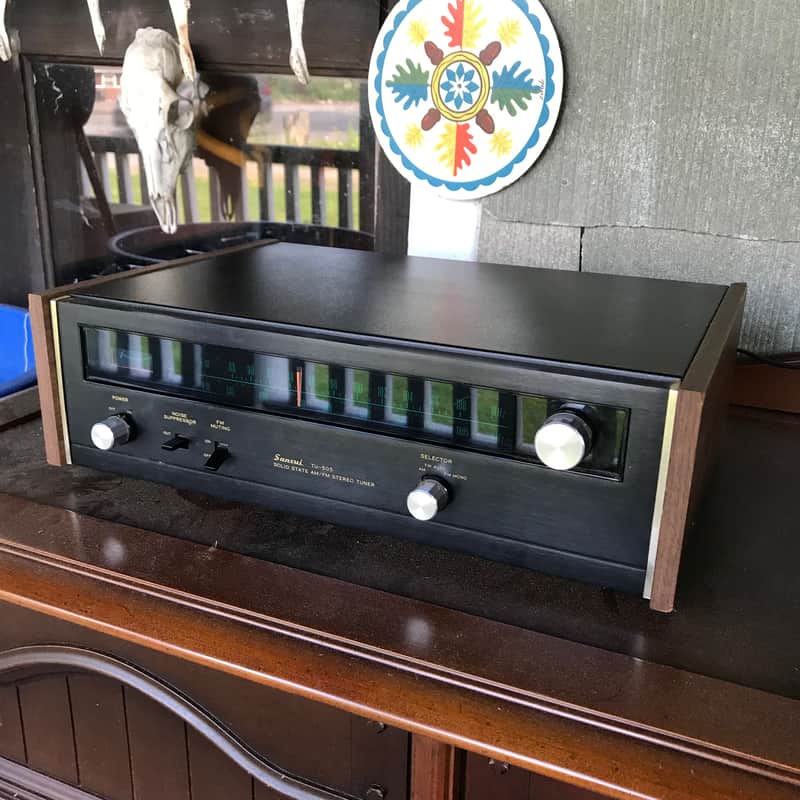 Tuner Sansui T-505L révisé par un professionnel Tuner Sansui T-505L révisé par un professionnel