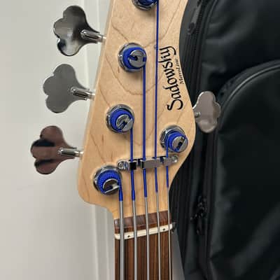 Sadowsky Metroline 24 Fret Singlecut 5 String Soapbar Bass w/Morado Fretboard and Red Alder Body - Solid Black High Polish image 3