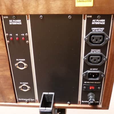Synthesizer.Com Studio 44 2016 Walnut image 3