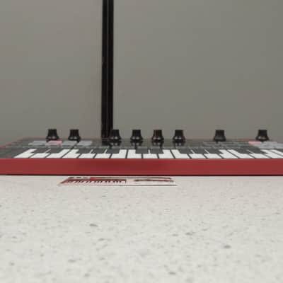 IK Multimedia UNO Synth Pro Desktop 32-Key Analog Synthesizer 2021 - Black with White Keys image 2