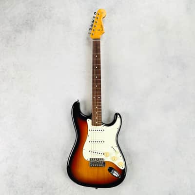 Fender ST-62 Stratocaster Crafted In Japan with HSC 2006 - 3-Tone Sunburst image 2