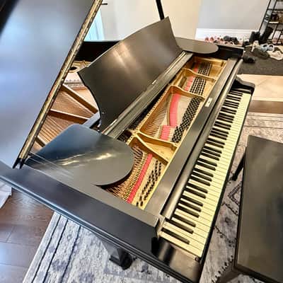 Steinway & Sons grand piano 85 keys image 5